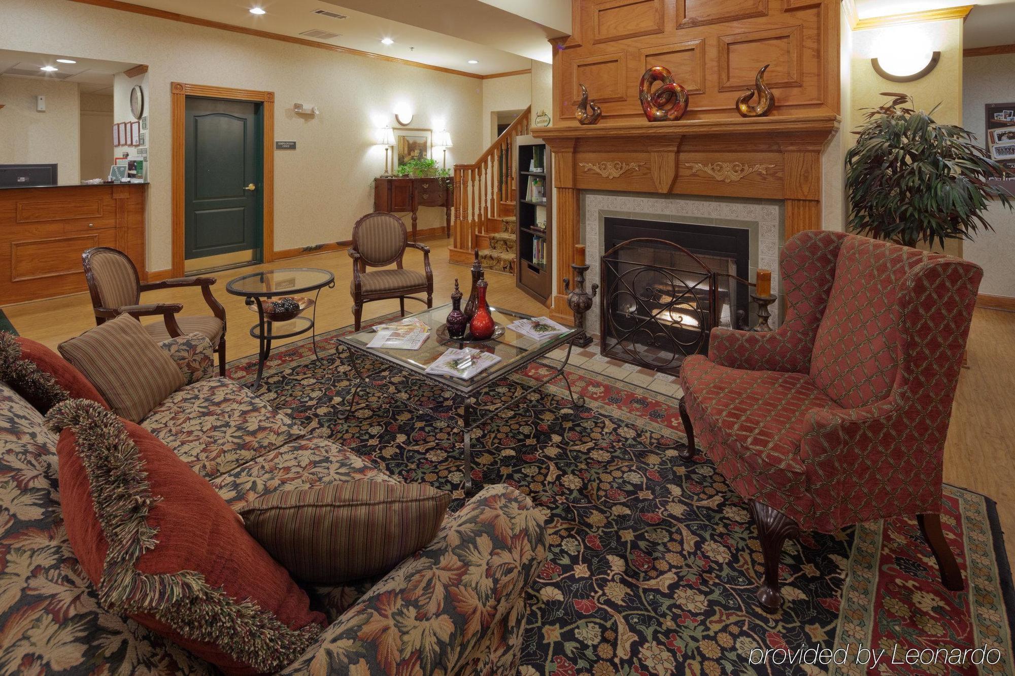Отель La Quinta By Wyndham Oxford - Anniston Интерьер фото